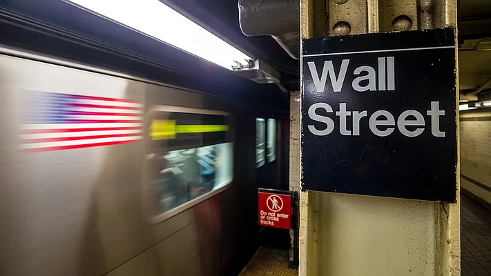 Rented by Greystar | media 13