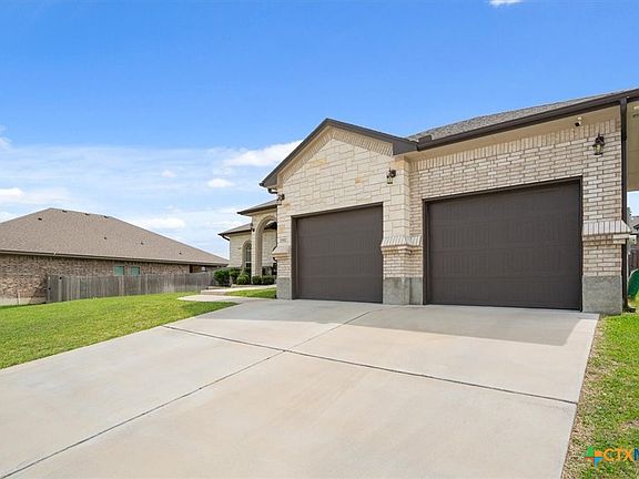 3rd image of 8302 Ginny Ln