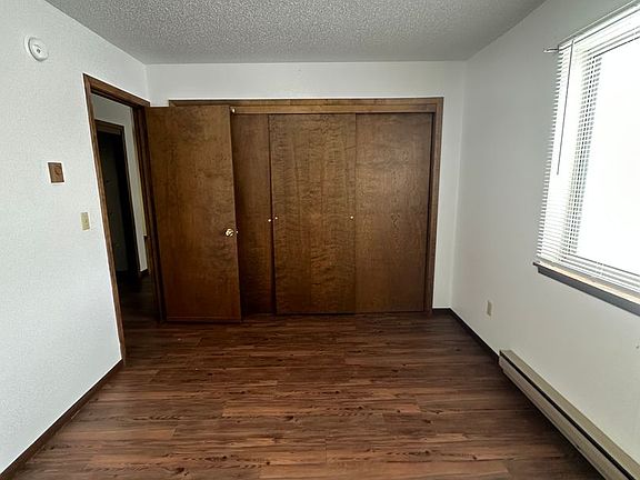 5th image of 417 6th Ave S #C1