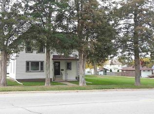 308 S Canfield St, Dunkerton, IA 50626
