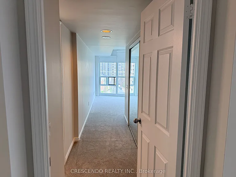 30 Harrison Garden Blvd #902 — Photo 28