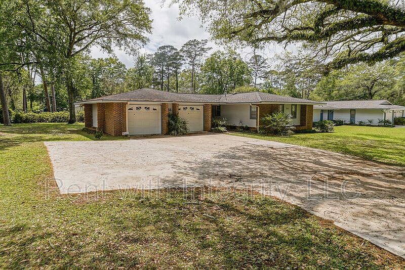 1st image of 251A S Villas Ct
