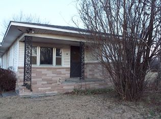 1211 N Indiana Ave, Columbus, KS 66725