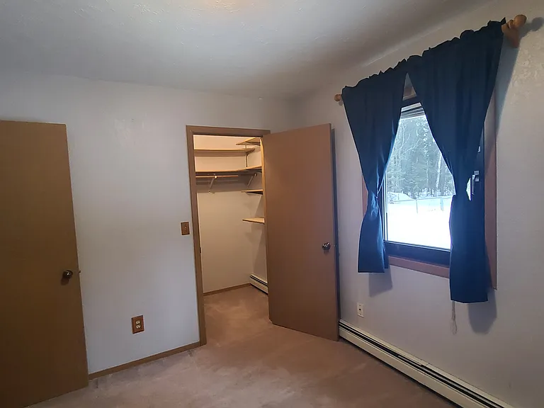 2787 Templeton St — Photo 7