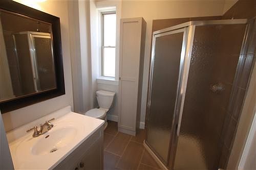 4th image of 1718 N Honore St APT 3N
