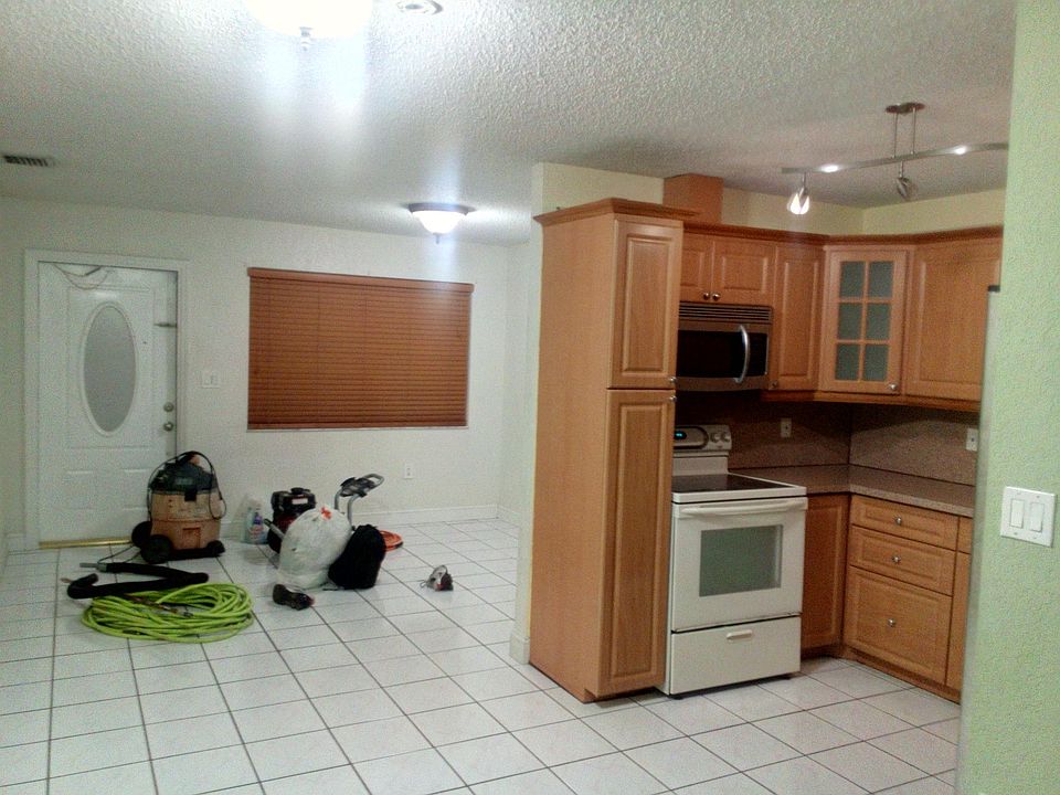 1st image of 10400 NW 129th St