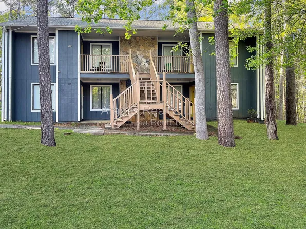 114 Spring Ct Unit 1, Fairburn, GA 30213