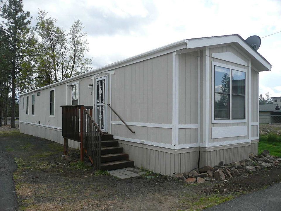 1st image of 840 W 1st St Trailer 18
