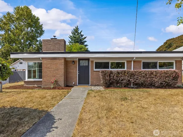 10833 11th Avenue SW, Seattle, WA 98146