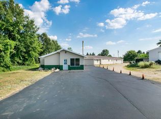 210 E Parmeter Rd, Ionia, MI 48846