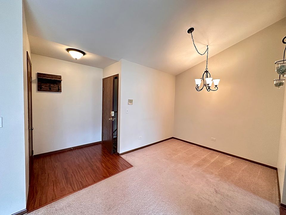 241 Stanhope Dr UNIT C, Willowbrook, IL 60527 Zillow