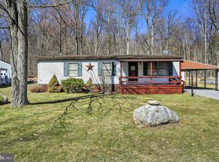 56 Maple Ave, Manheim, PA 17545