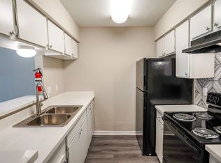 Windsor Manor, Houston, TX 77057