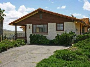 1560 Quail Ridge Rd, Escondido, CA 92027