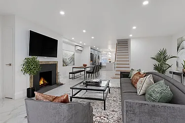 Rented by BARNES New York