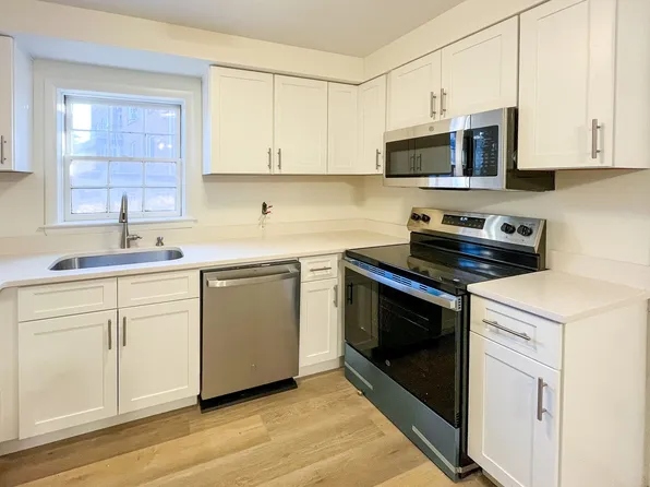 Apartments Near Stonefield