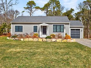 2 Elinor Ln, Harwich, MA 02645