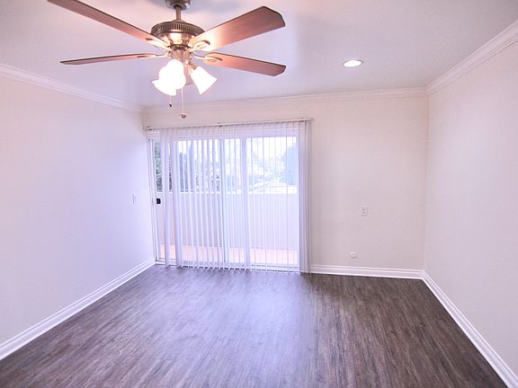 4th image of 103 N Normandie Ave #109