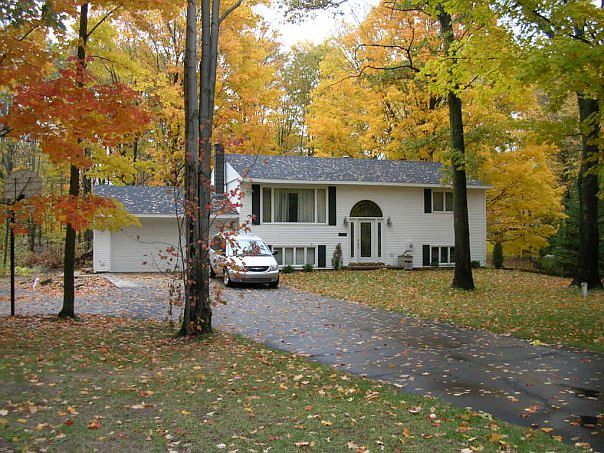 1st image of 1837 Penbroke Dr