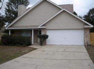 38 Regent Rd, Crestview, FL 32539