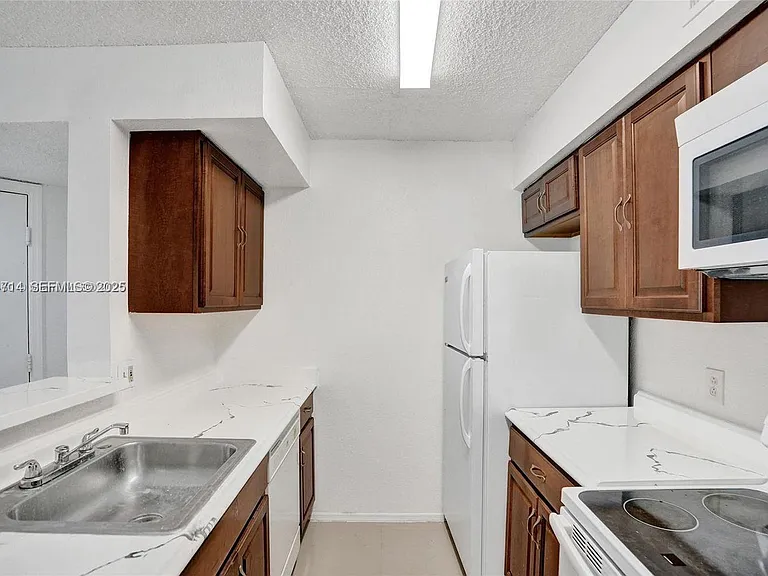 2946 S University Dr #7108 — Photo 9
