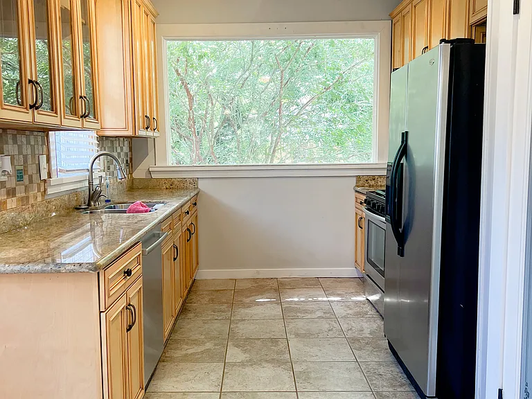 2403 Nashville Ave — Photo 6