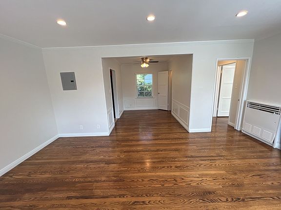 5th image of 325 N Kenwood St APT A