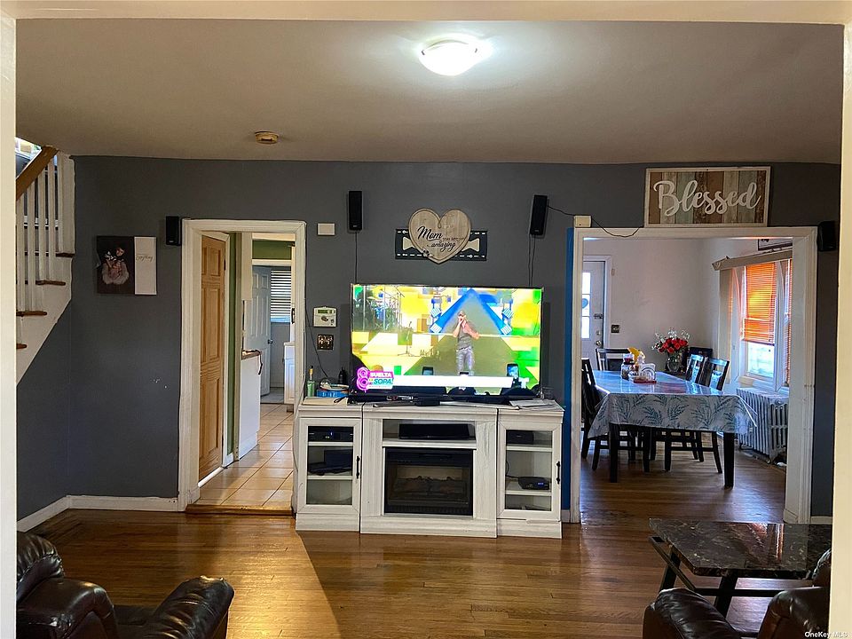 1st image of 9 Harriman Ave