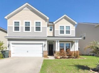 178 Lakepointe Dr, Savannah, GA 31407