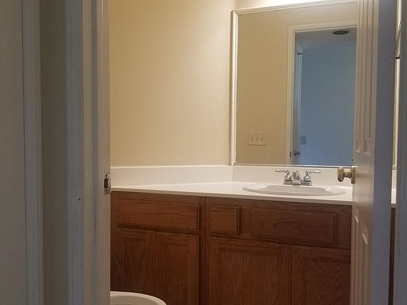 5th image of 24750 Carmel Dr