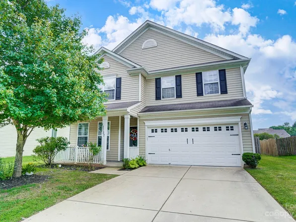 12727 Oakton Hunt Dr, Charlotte, NC 28262