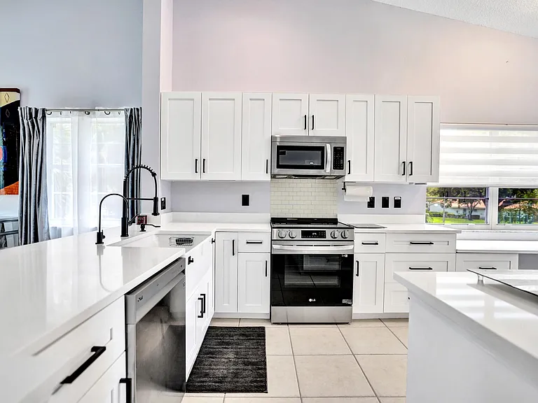 7669 Springwater Pl #202 — Photo 40
