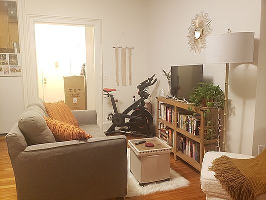 3rd image of 509 Cathedral Pkwy #6LP