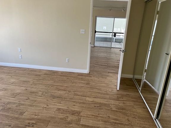 2nd image of 2271 Duane St #9