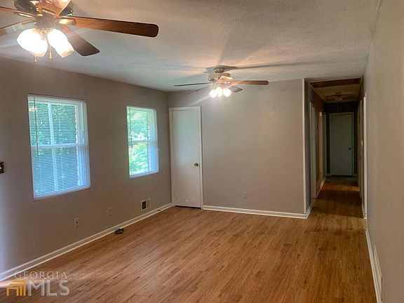 4th image of 2127 Oland Cir