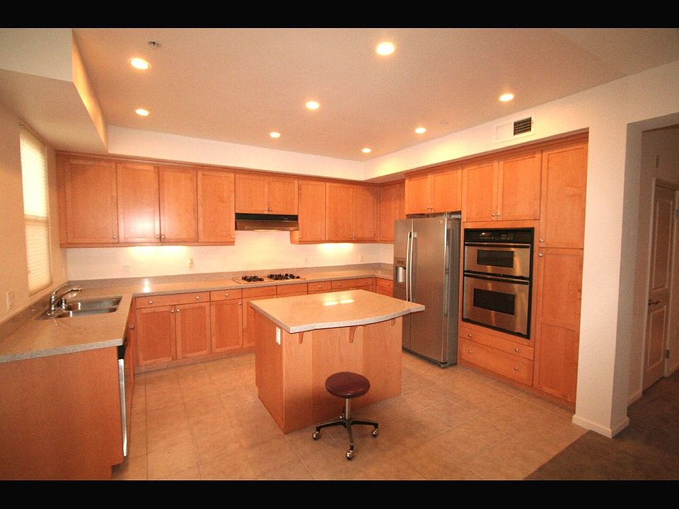 Kitchen Appliances Included