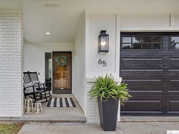 4th image of 65 Cottner Dr