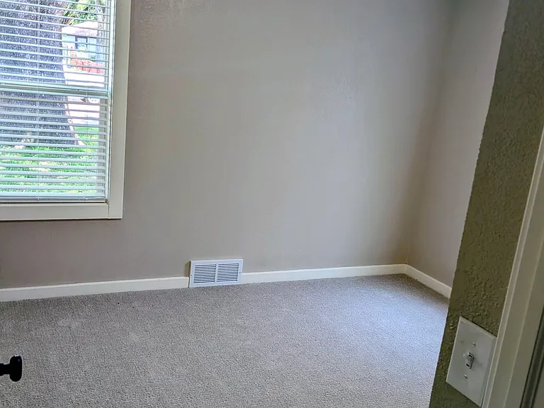 729 N Bebe St — Photo 11