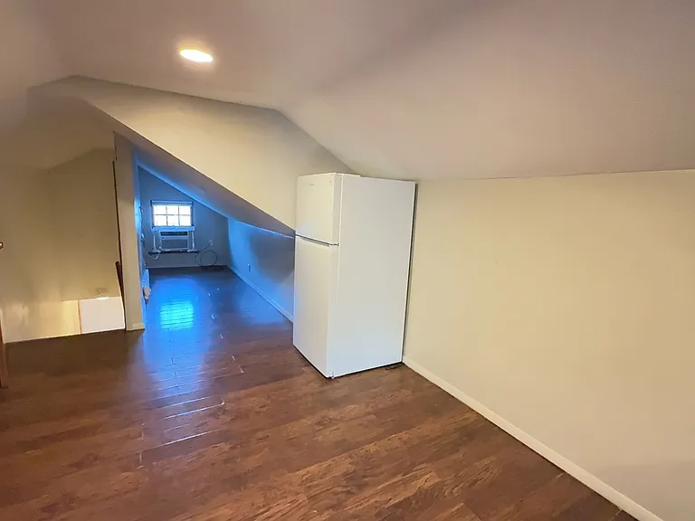 1413 W University Ave #13-B — Photo 4