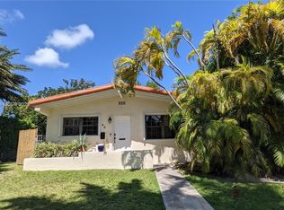 165 Hampton Ln, Key Biscayne, FL 33149