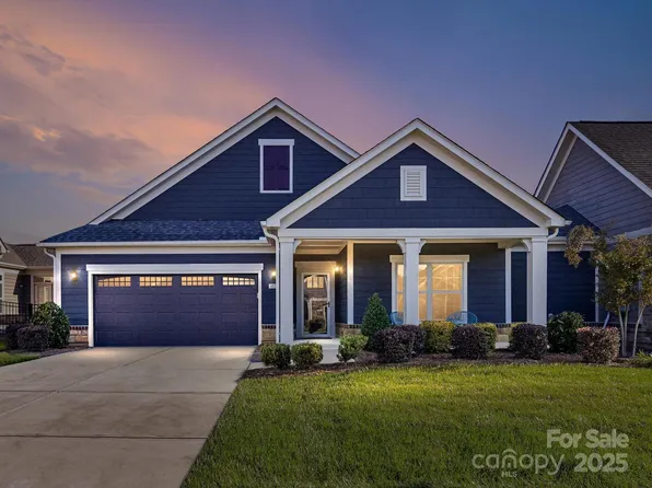 1026 Galloway Dr, Matthews, NC 28104