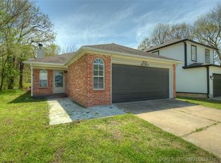 1910 W 58th St, Tulsa, OK 74107