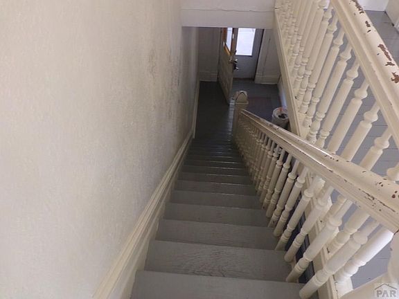 2nd image of 716 E 6th St #718