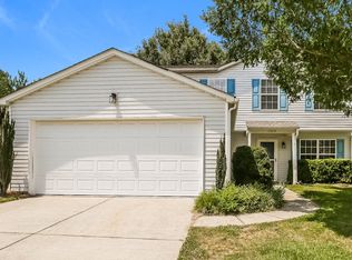 11012 Thousand Oaks Dr, Huntersville, NC 28078