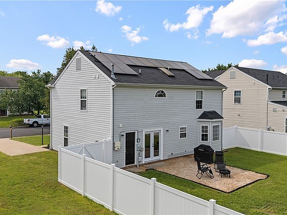 4th image of 6441 Goldenrod Ct