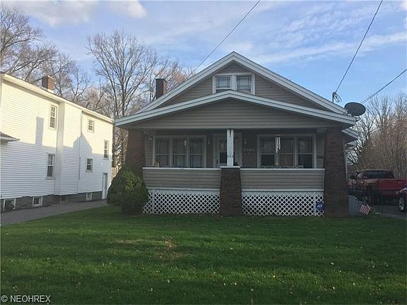 2nd image of 223 Clarencedale Ave