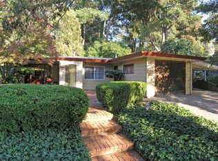 8960 Barcelona St, Oakland, CA 94605