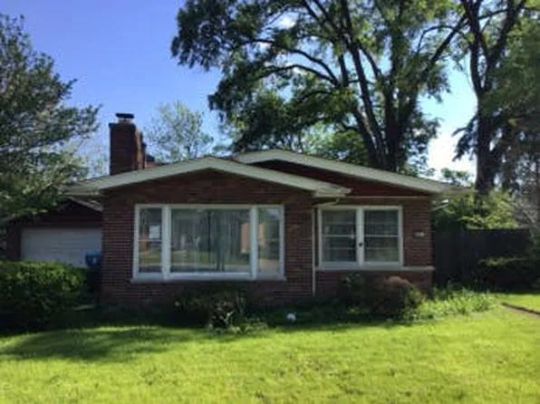 286 Spruce Ln, Chicago Heights, IL 60411