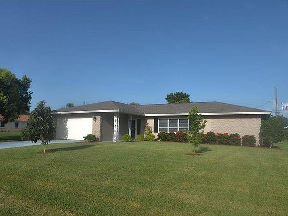 4th image of 229 Parkview Dr