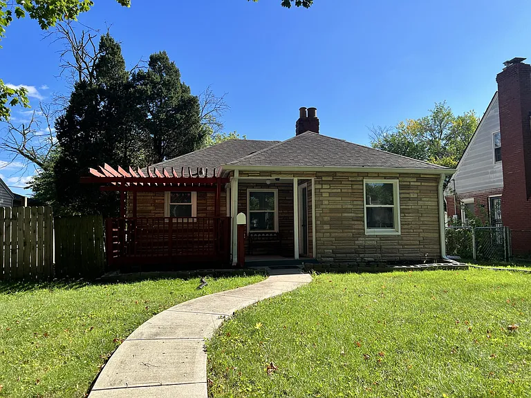 849 Berkley Rd — Photo 16